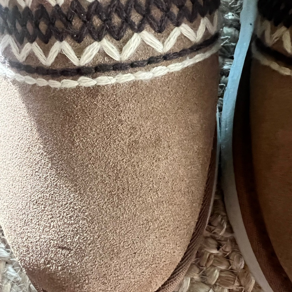 UGG Women's Disquette Brown and Cream Sheepskin Mules - Picture 4 of 10